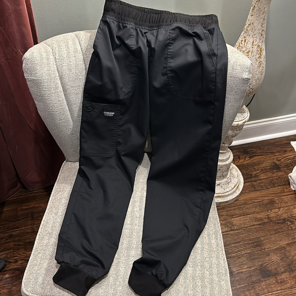 Cherokee Jogger Pants for Women with Mid Rise. Size S.